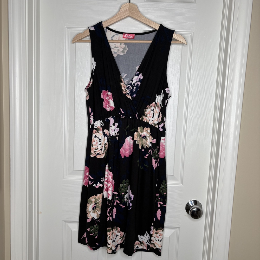 Pulse Floral Black Dress Size Medium Size 10R :)